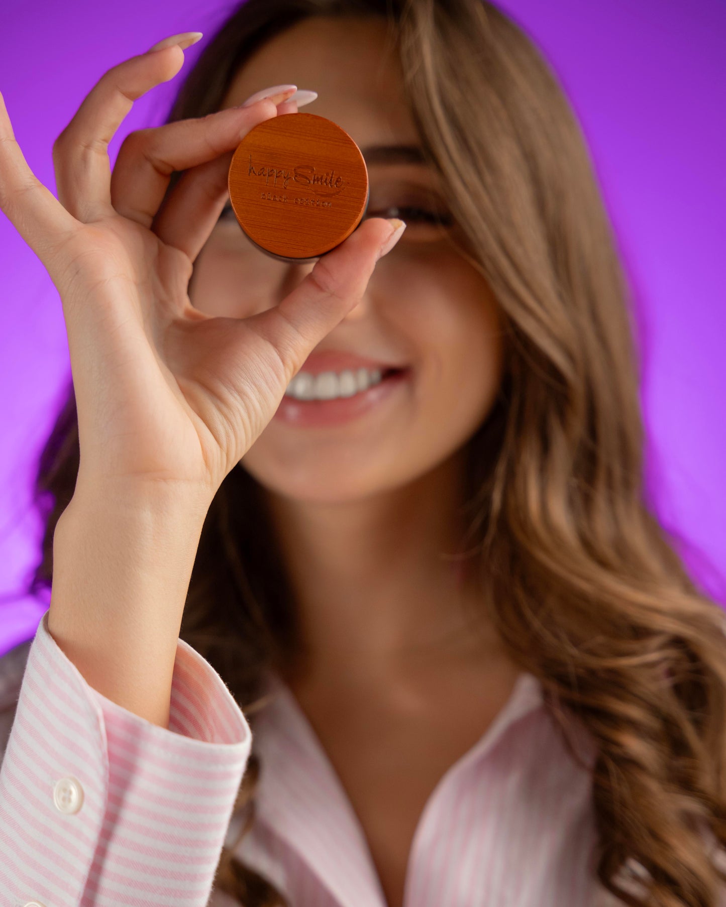 Купи Eден, Добиваш Два - Happy Smile Активен Јаглен